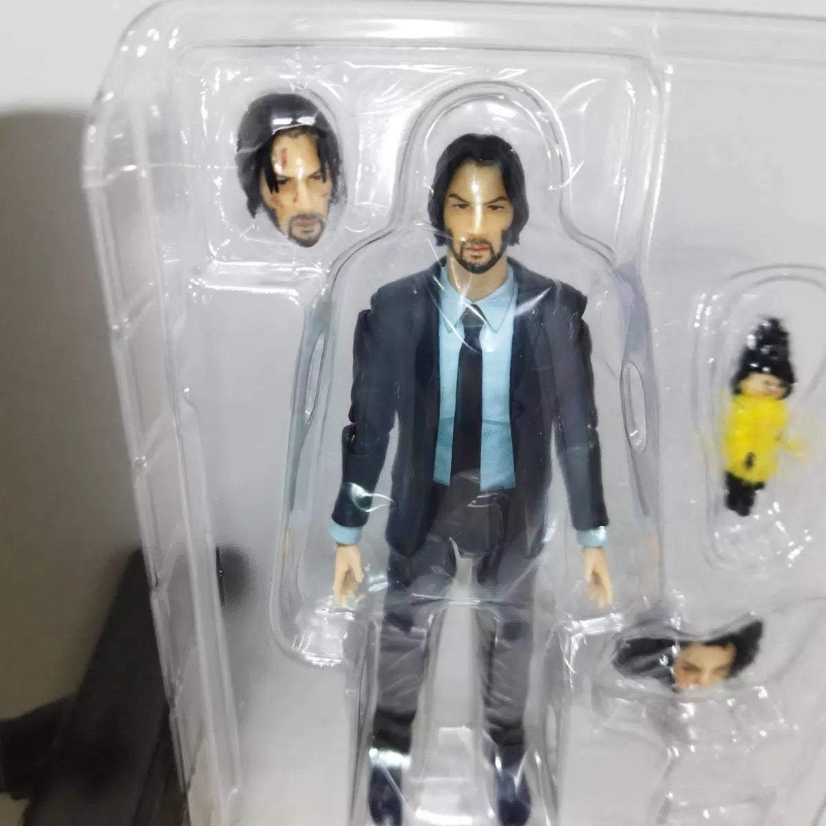 John Wick MAFEX 085 Articulated Figure Collectible Model Statue Desk Decor Gift Keanu Reeves Toys