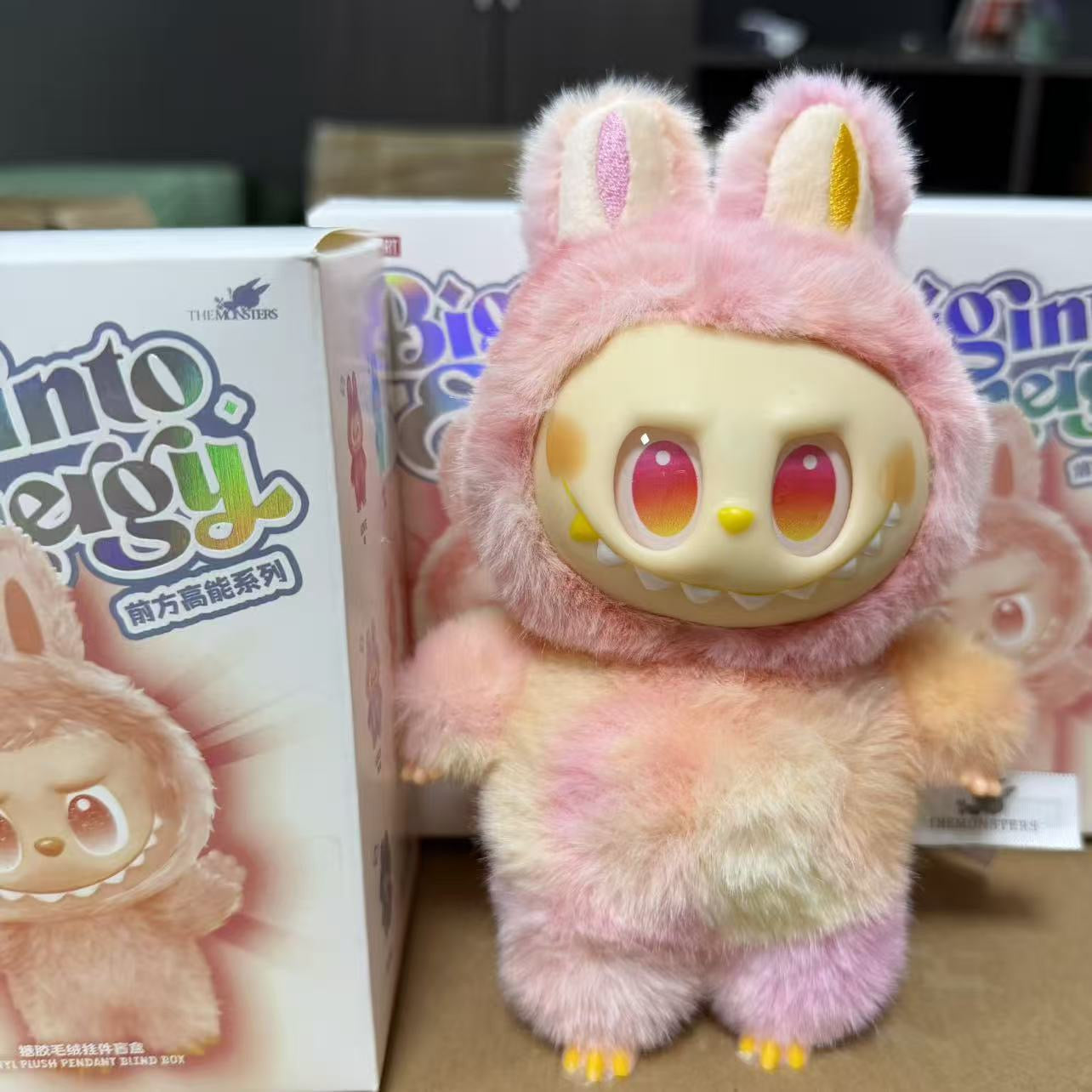 Hot Selling Labubu Generation 3 Cute Plush Doll Keychain Backpack Pendant Pop Mart Trendy Toy Claw Machine Prize In Stock